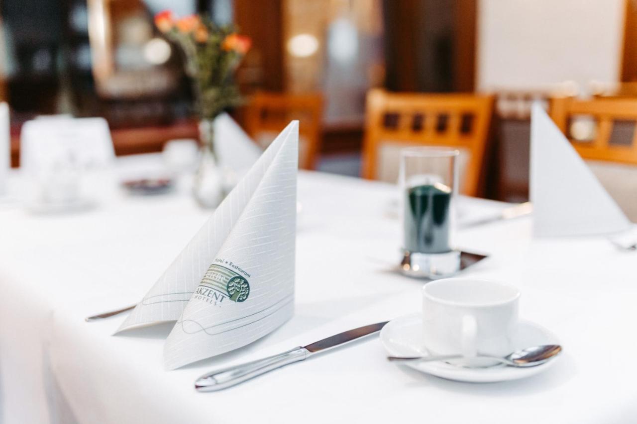 Akzent Hotel Zur Gruenen Eiche Bispingen Zewnętrze zdjęcie